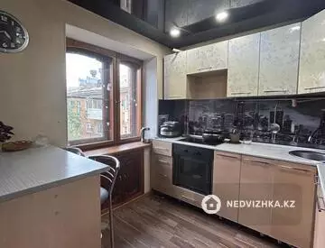 3-комнатная квартира, этаж 5 из 5, 57 м²