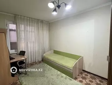 5-комнатная квартира, этаж 3 из 5, 121 м²