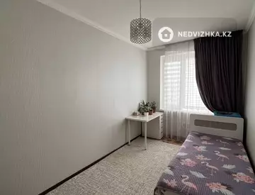 5-комнатная квартира, этаж 3 из 5, 121 м²