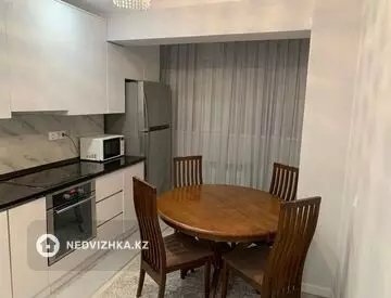 60 м², 2-комнатная квартира, этаж 3 из 11, 60 м², изображение - 1