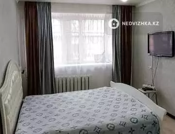 1-комнатная квартира, этаж 1 из 5, 30 м²