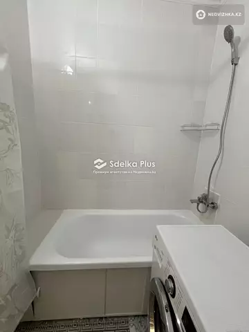 1-комнатная квартира, этаж 8 из 12, 34 м²