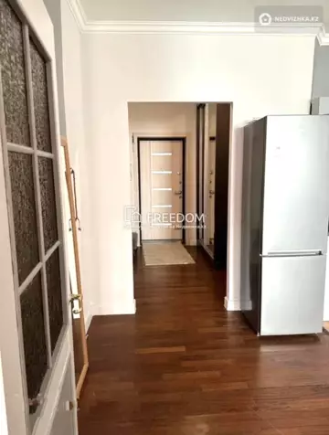 2-комнатная квартира, этаж 7 из 19, 50 м²