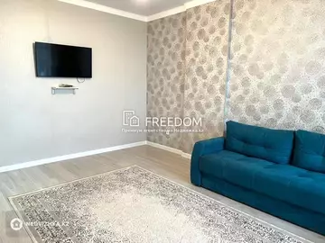 1-комнатная квартира, этаж 4 из 9, 47 м²