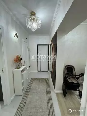 2-комнатная квартира, этаж 4 из 5, 53 м²