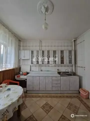 2-комнатная квартира, этаж 6 из 9, 61 м²