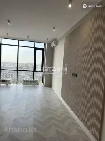 3-комнатная квартира, этаж 9 из 16, 110 м²