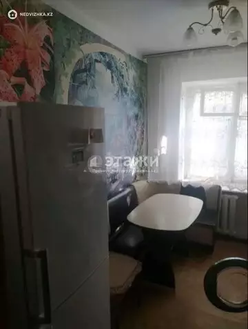 3-комнатная квартира, этаж 1 из 5, 57 м²