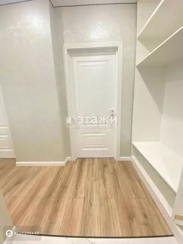 2-комнатная квартира, этаж 6 из 12, 67 м²