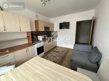 1-комнатная квартира, этаж 7 из 9, 38 м²