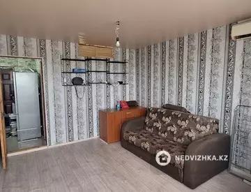 2-комнатная квартира, этаж 10 из 10, 37 м², На длительный срок