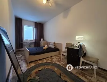 2-комнатная квартира, этаж 4 из 6, 66 м²