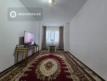 2-комнатная квартира, этаж 4 из 6, 66 м²