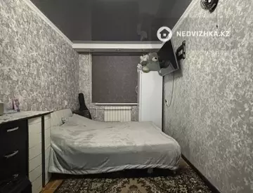 2-комнатная квартира, этаж 4 из 5, 44 м²