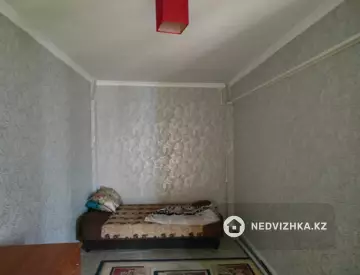 2-комнатная квартира, этаж 2 из 3, 44 м²