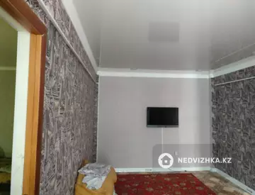 2-комнатная квартира, этаж 2 из 3, 44 м²