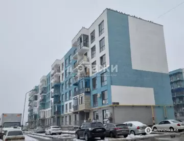 2-комнатная квартира, этаж 4 из 6, 77 м²