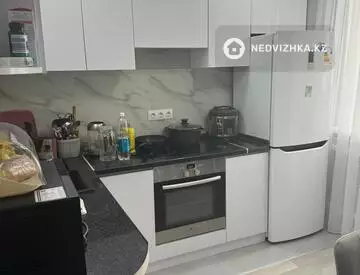 2-комнатная квартира, этаж 3 из 11, 60 м²