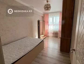 3-комнатная квартира, этаж 5 из 12, 82 м²