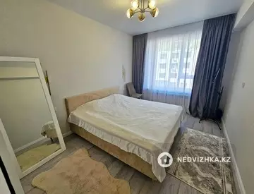 3-комнатная квартира, этаж 3 из 6, 77 м²