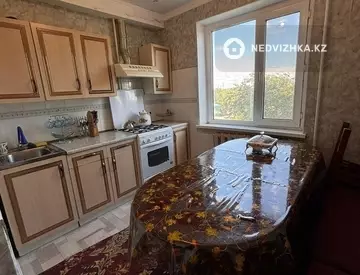 2-комнатная квартира, этаж 4 из 9, 51 м²