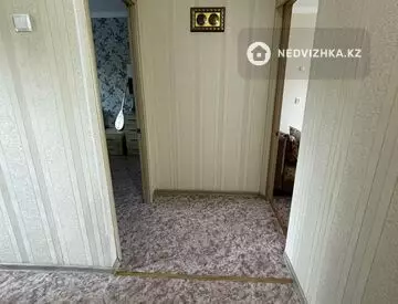 2-комнатная квартира, этаж 3 из 5, 48 м²