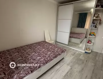 3-комнатная квартира, этаж 3 из 5, 100 м²