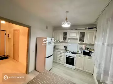 1-комнатная квартира, этаж 14 из 14, 38 м²