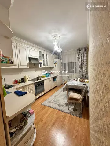 2-комнатная квартира, этаж 8 из 18, 55 м²