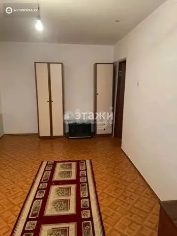 2-комнатная квартира, этаж 3 из 5, 43 м²