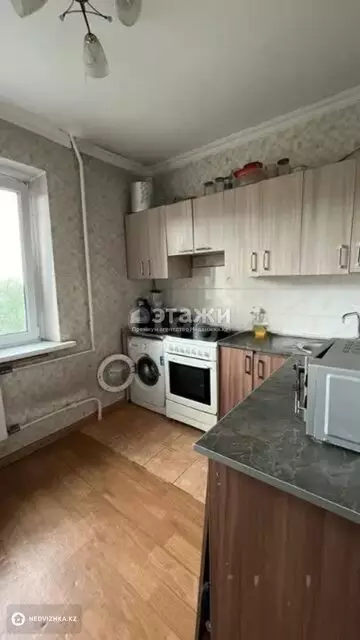 3-комнатная квартира, этаж 3 из 12, 63 м²