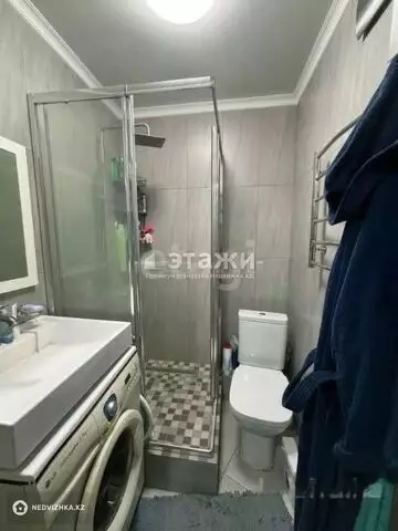 2-комнатная квартира, этаж 3 из 9, 40 м²