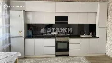 2-комнатная квартира, этаж 4 из 5, 47 м²