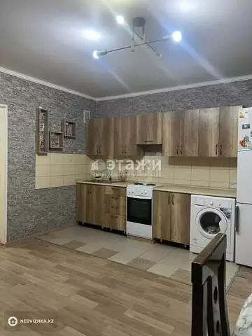 2-комнатная квартира, этаж 3 из 9, 47 м²