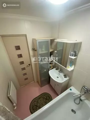 3-комнатная квартира, этаж 10 из 17, 102 м²