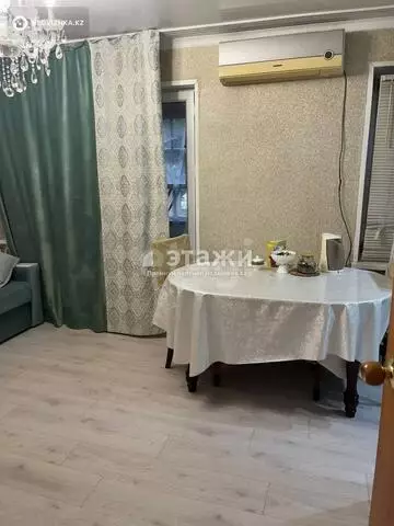 3-комнатная квартира, этаж 1 из 5, 60 м²