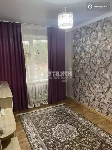 3-комнатная квартира, этаж 1 из 5, 60 м²