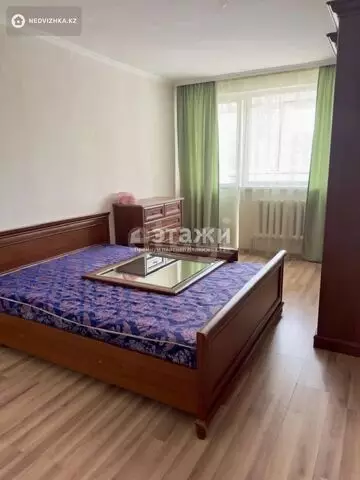 3-комнатная квартира, этаж 4 из 14, 80 м²