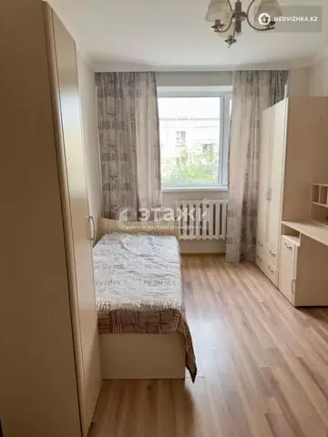 3-комнатная квартира, этаж 4 из 14, 80 м²