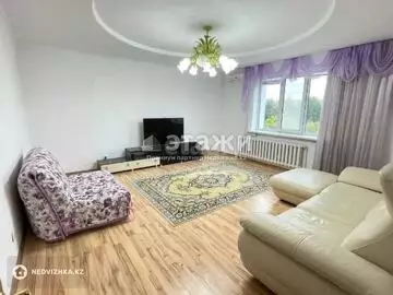 1-комнатная квартира, этаж 4 из 18, 52 м²