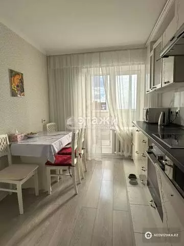 2-комнатная квартира, этаж 8 из 9, 59 м²