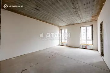 3-комнатная квартира, этаж 4 из 12, 99 м²