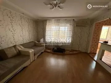 2-комнатная квартира, этаж 8 из 9, 62 м²