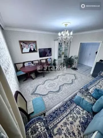 2-комнатная квартира, этаж 9 из 9, 60 м²