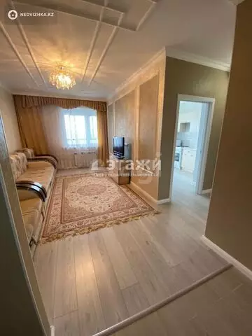 2-комнатная квартира, этаж 8 из 24, 67 м²