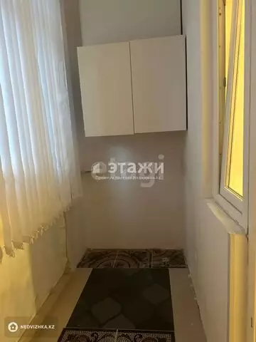 2-комнатная квартира, этаж 2 из 10, 63 м²