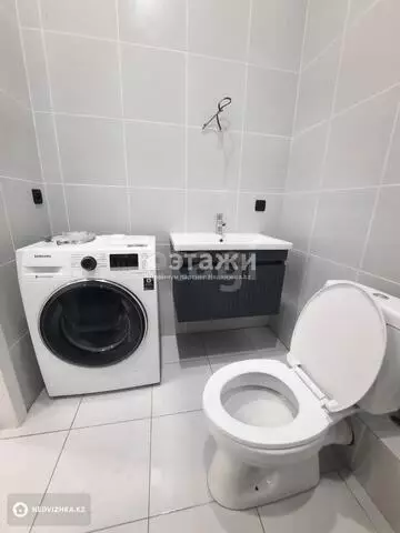 2-комнатная квартира, этаж 1 из 12, 53 м²