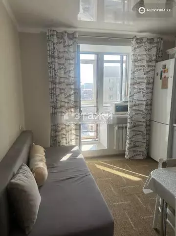 1-комнатная квартира, этаж 8 из 10, 39 м²