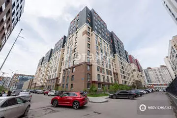 76.5 м², 3-комнатная квартира, этаж 3 из 12, 76 м², изображение - 2