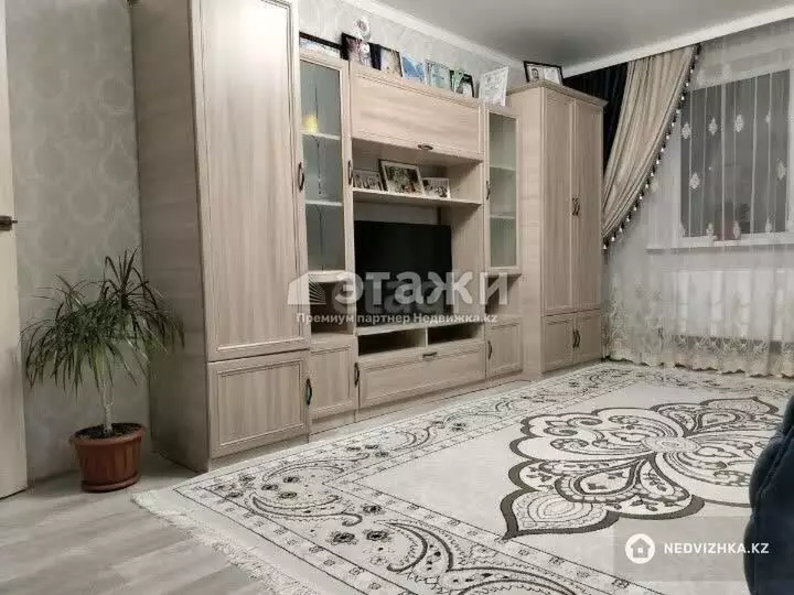 57.6 м², 2-комнатная квартира, этаж 12 из 12, 58 м², изображение - 1